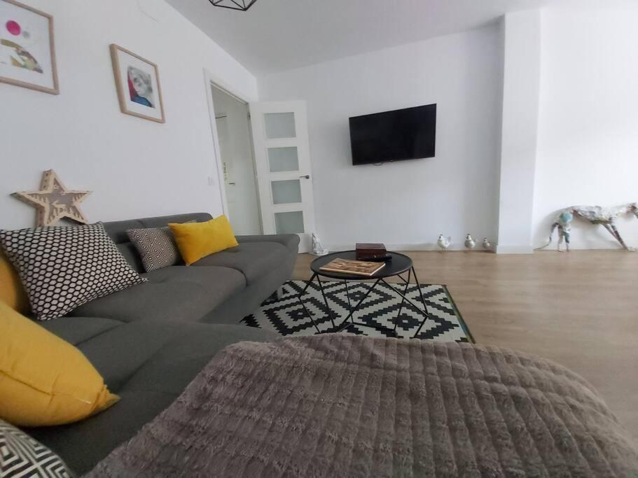 Luminoso Apartamento En El Centro, Con Mucho Arte Sevilla Dış mekan fotoğraf